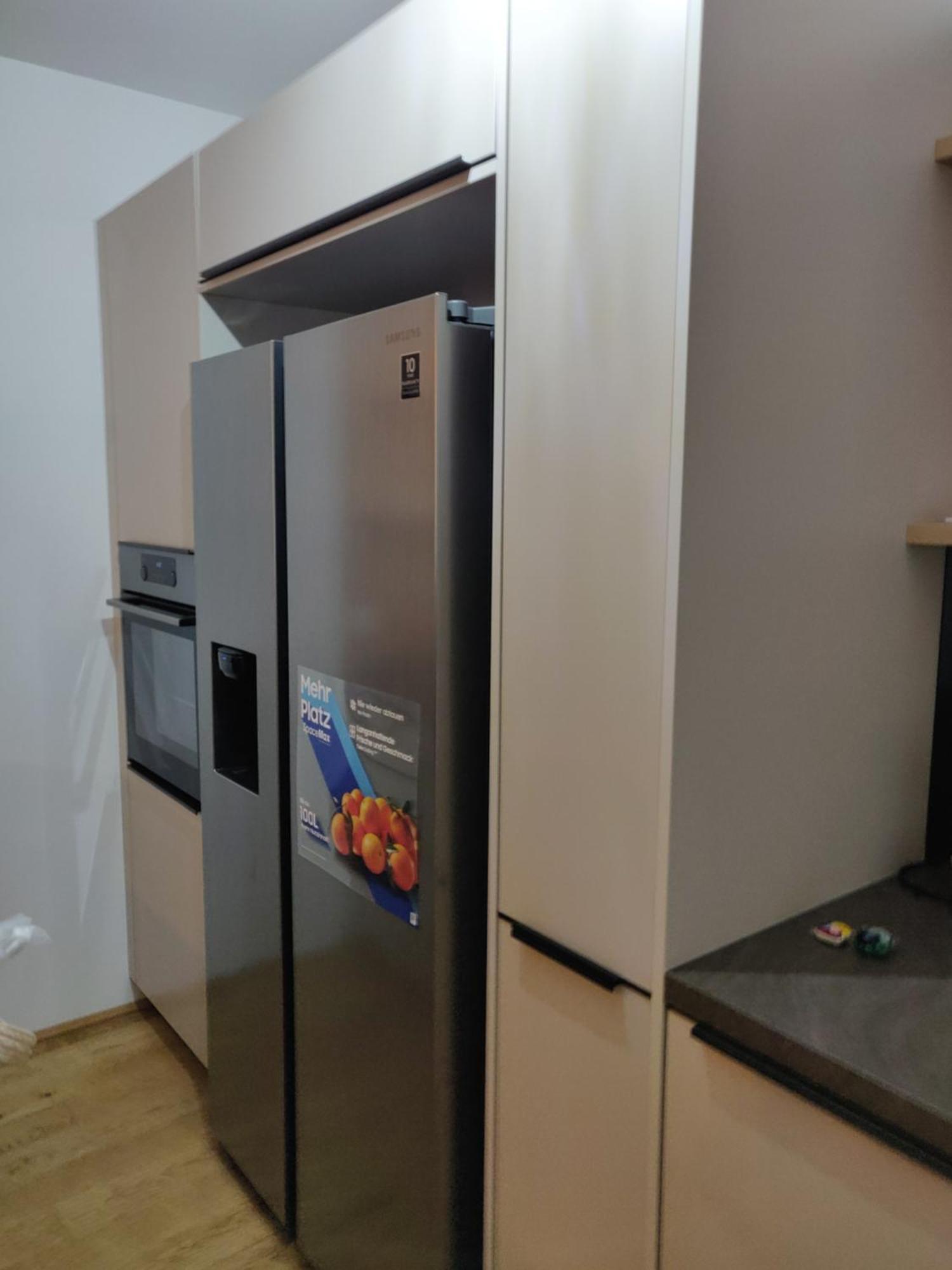 Beautiful With Parking, Brilliant Location Wien